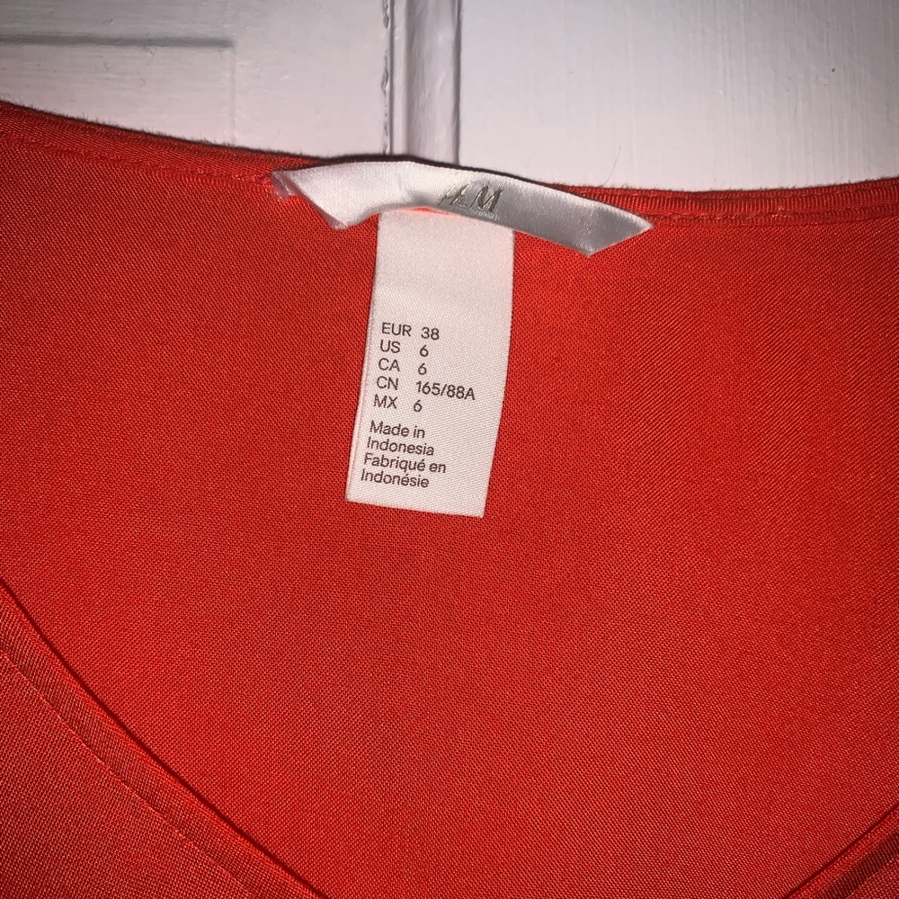 Orange Dress 🍊 - Picture 4 of 8
